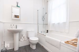 Photo 16- click for photo gallery